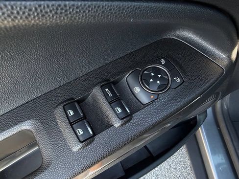Used 2018 Ford EcoSport SE FWD image 16
