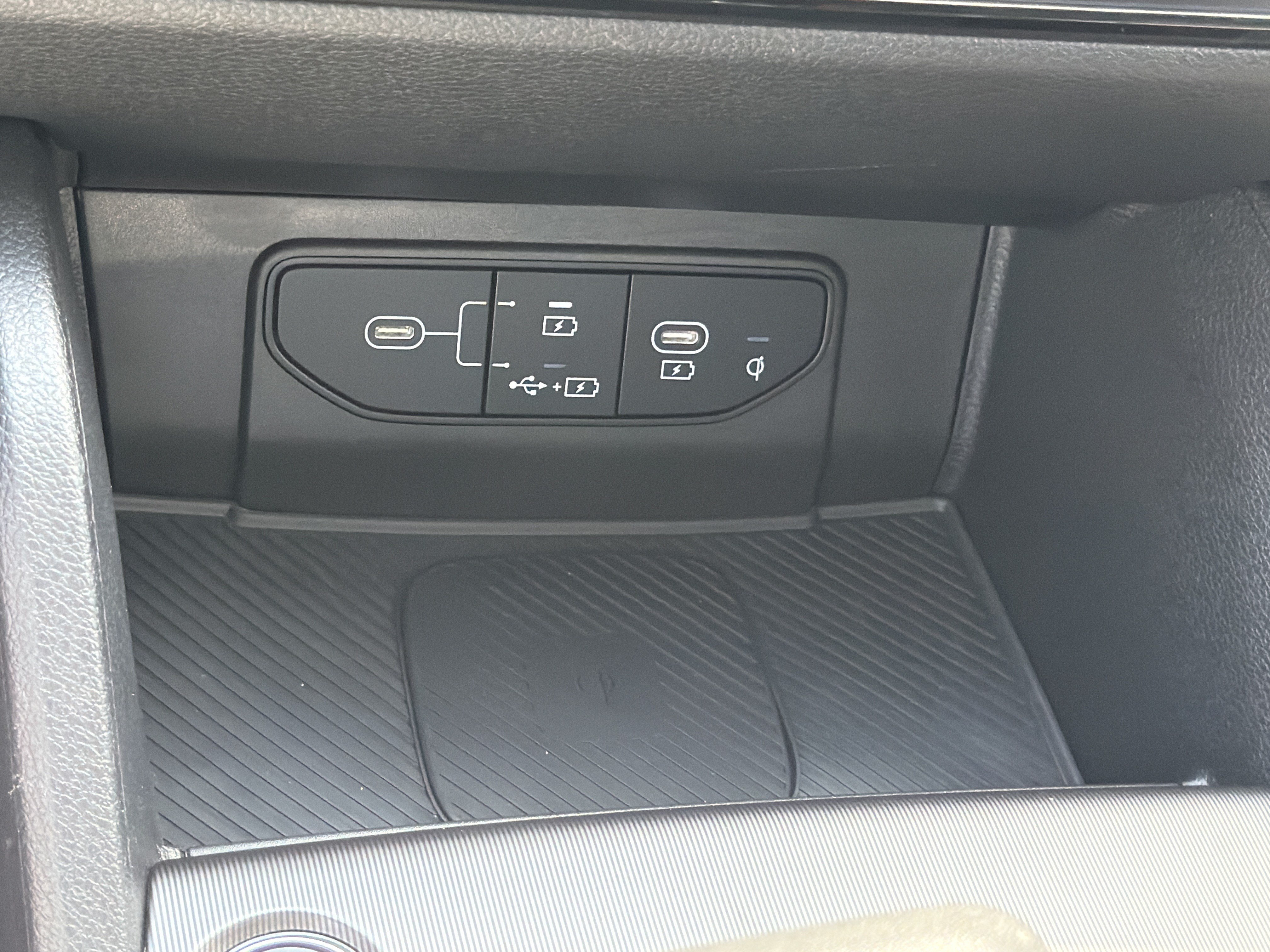 Used 2026 Kia Sportage EX w/ EX Panorama Roof Package FWD image 35