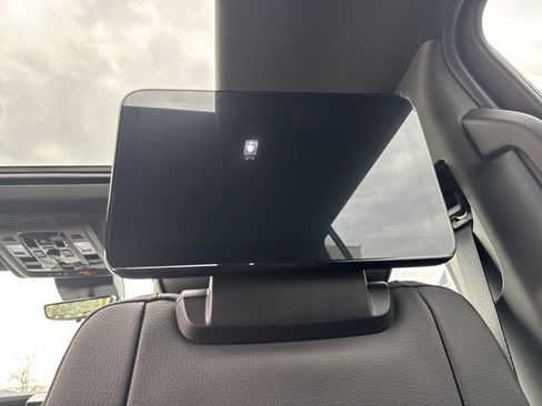 New 2026 GMC Yukon XL Denali w/ Advanced Technology Package image 26