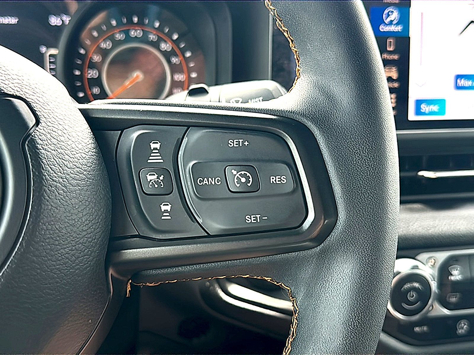 Used 2024 Jeep Wrangler Unlimited Sport AWD/4WD image 28