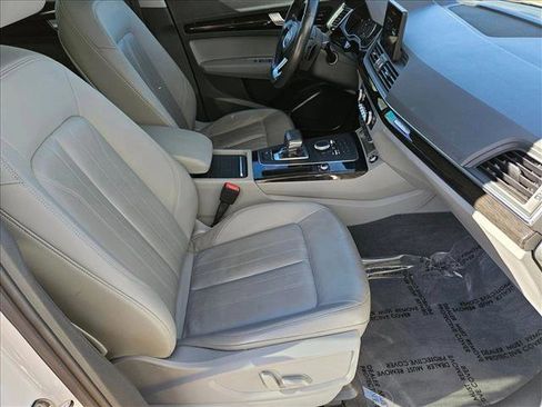 Used 2020 Audi Q5 2.0T Premium w/ Convenience Package image 17