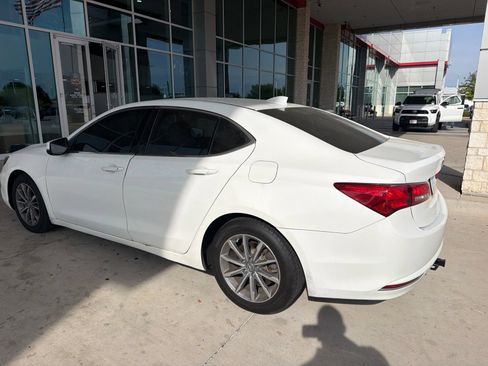 Used 2018 Acura TLX FWD image 15