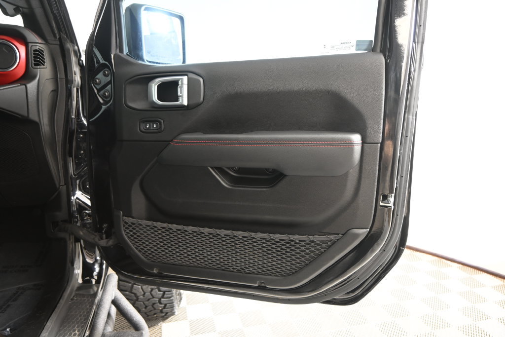 Used 2023 Jeep Gladiator Rubicon AWD/4WD image 16
