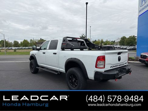 Used 2024 RAM 2500 Tradesman w/ Chrome Appearance Group AWD/4WD image 4