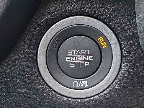 Used 2025 RAM 1500 Big Horn image 18