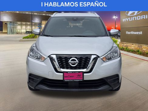 Used 2020 Nissan Kicks SV FWD image 5