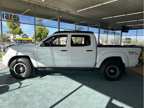 Used 2011 Toyota Tacoma 4x4 Double Cab w/ TRD Off-Road Pkg w/JBL Audio image 44