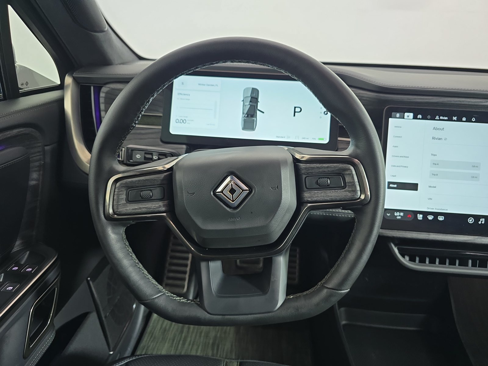 Used 2022 Rivian R1T Adventure AWD/4WD image 26