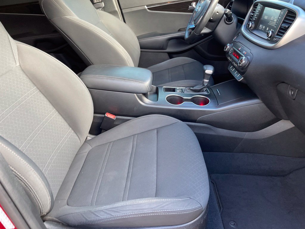 Used 2020 Kia Sorento S FWD image 25
