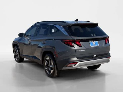 New 2026 Hyundai Tucson SEL FWD image 3
