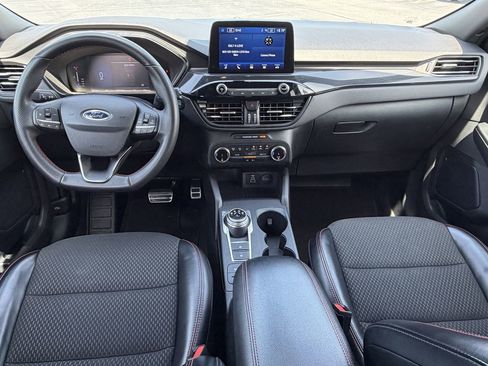 Used 2024 Ford Escape ST-Line FWD image 11