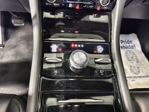 Used 2023 Jeep Grand Cherokee Overland w/ Luxury Tech Group IV image 29