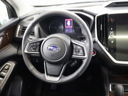 Used 2025 Subaru Ascent Touring w/ Popular Package #2 AWD/4WD image 16