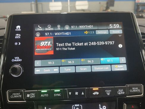 Used 2018 Honda Odyssey EX-L image 10