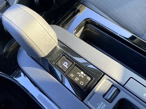 Used 2026 Toyota Prius LE image 18