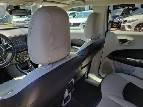 Used 2019 Jeep Compass Latitude image 13