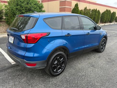 Used 2019 Ford Escape S image 8