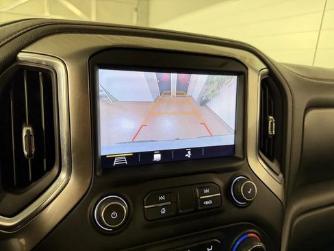 Used 2019 Chevrolet Silverado 1500 LT Trail Boss AWD/4WD image 26