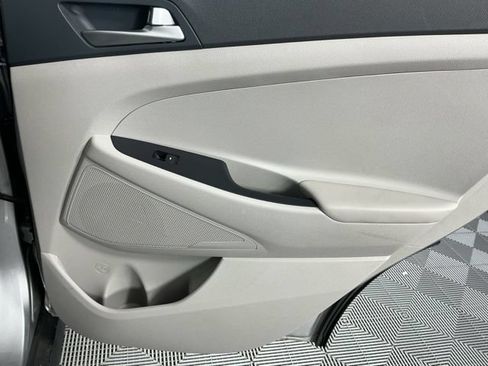 Used 2020 Hyundai Tucson Value AWD/4WD image 11