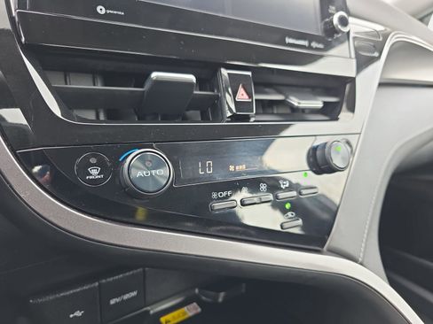 Used 2024 Toyota Camry XSE image 23