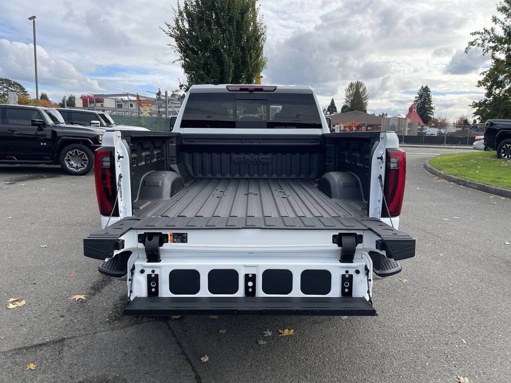 New 2026 GMC Sierra 3500 SLT w/ SLT Premium Package AWD/4WD image 27