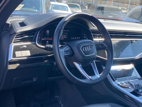 Used 2025 Audi Q7 3.0T Premium Plus AWD/4WD image 6
