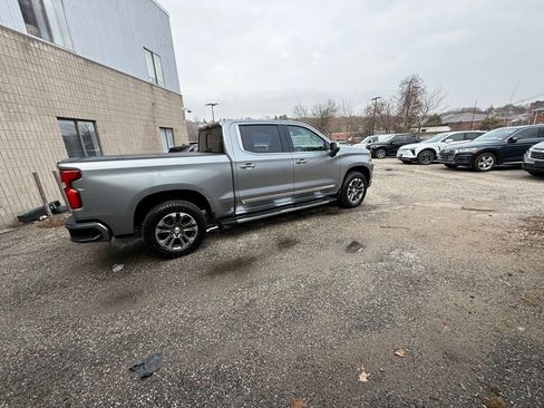 Used 2024 Chevrolet Silverado 1500 High Country AWD/4WD image 8
