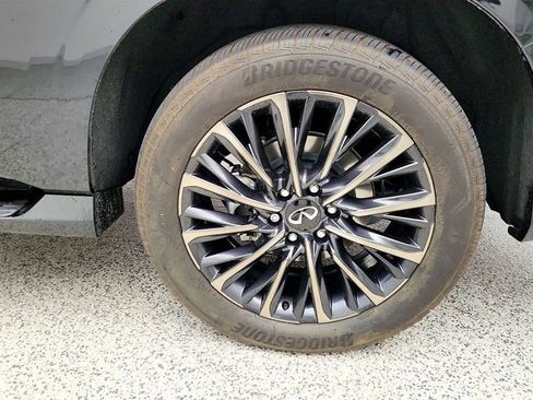 Used 2025 INFINITI QX80 Autograph w/ Autograph Exterior Package image 9