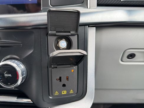 Used 2023 Ford F150 Limited AWD/4WD image 32