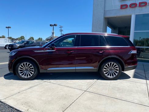Used 2022 Lincoln Aviator Reserve w/ Equipment Group 201A image 3