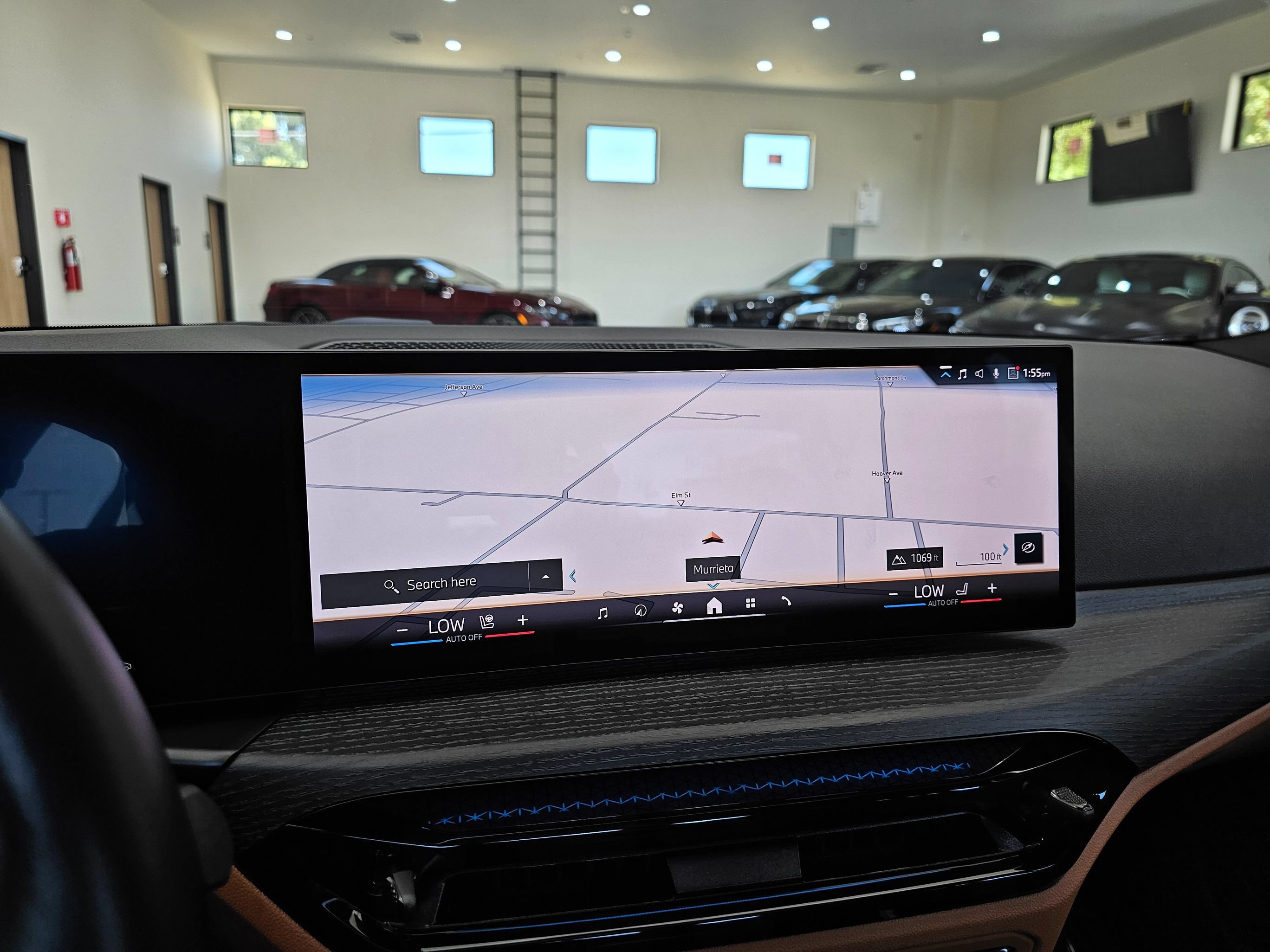 Used 2026 BMW 330i xDrive Sedan AWD/4WD image 38