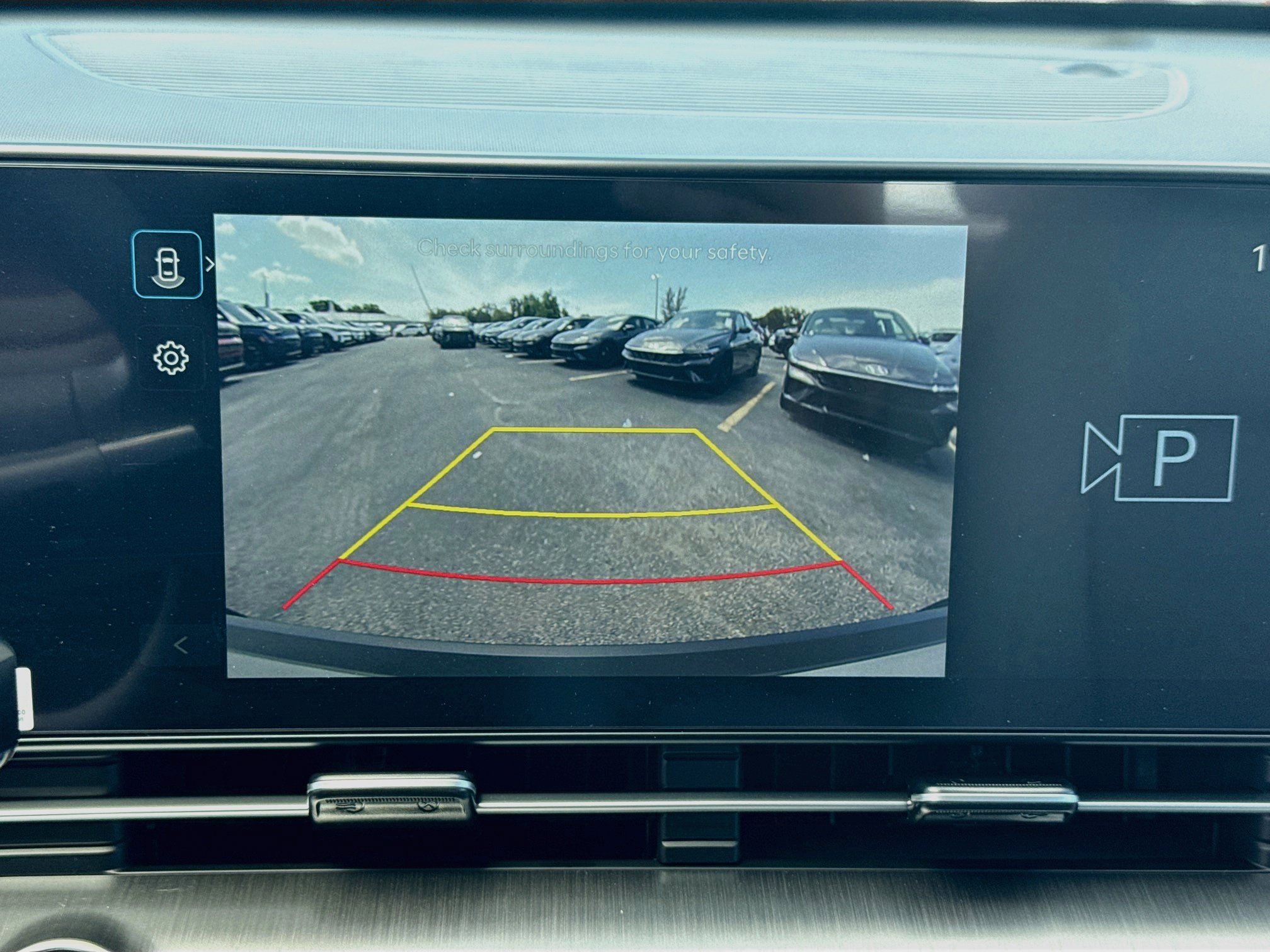 New 2027 Hyundai Kona SE FWD image 11