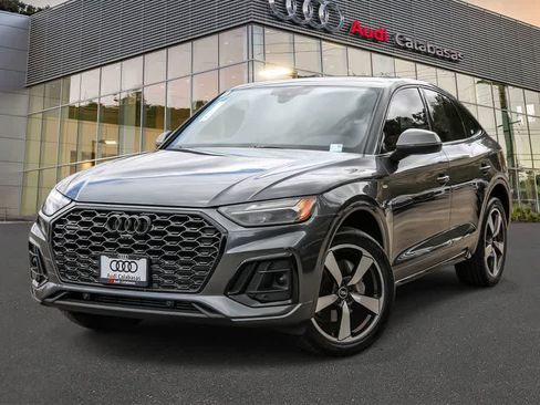 Used 2023 Audi Q5 2.0T Premium Plus w/ Premium Plus Package AWD/4WD image 1