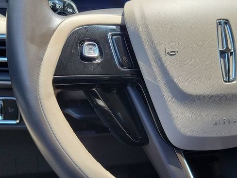 Certified 2024 Lincoln Corsair Reserve FWD image 22