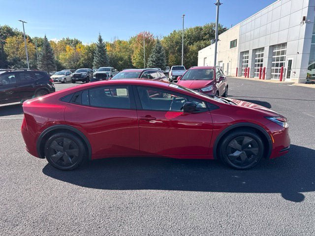 Certified 2026 Toyota Prius LE FWD image 12