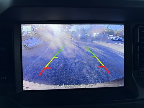 Used 2024 Ford Bronco Black Diamond w/ Sasquatch Package image 18