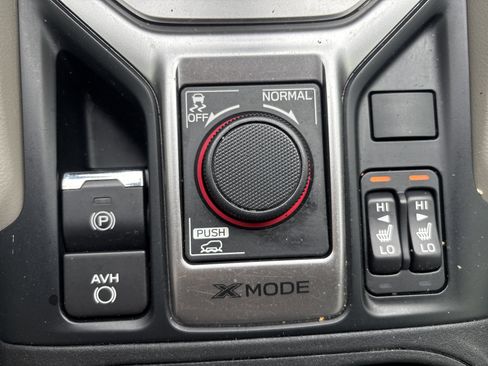 Used 2020 Subaru Forester Premium image 30