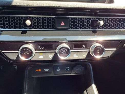 Used 2025 Honda Civic Sport image 19