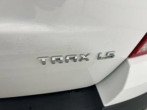 Used 2016 Chevrolet Trax LS FWD image 25