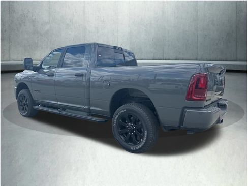 New 2026 RAM 2500 Big Horn AWD/4WD image 3