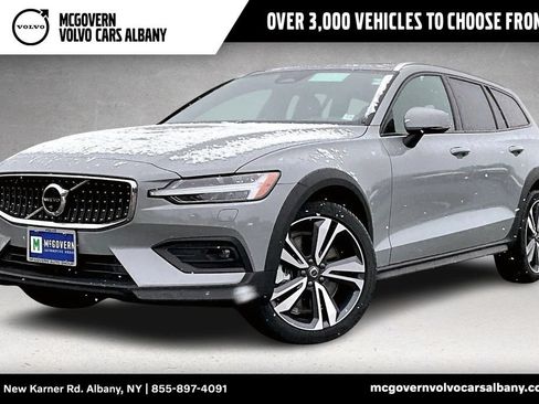 New 2026 Volvo V60 B5 Cross Country Plus w/ Protection Package Premier AWD/4WD image 1
