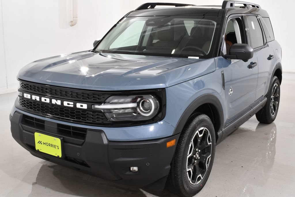 New 2026 Ford Bronco Sport Outer Banks w/ Outer Banks Tech Package+ AWD/4WD image 2