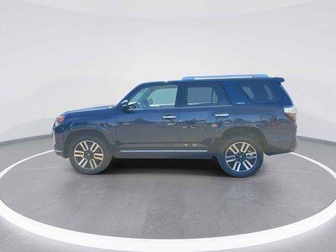 Certified 2022 Toyota 4Runner Limited AWD/4WD image 5