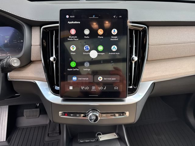 New 2026 Volvo XC90 T8 Plus w/ Protection Package Premier AWD/4WD image 9