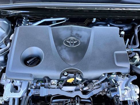 Used 2024 Toyota Camry LE w/ Convenience Package FWD image 32