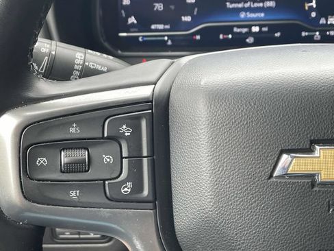 Used 2024 Chevrolet Suburban LT w/ LT Signature Package AWD/4WD image 35