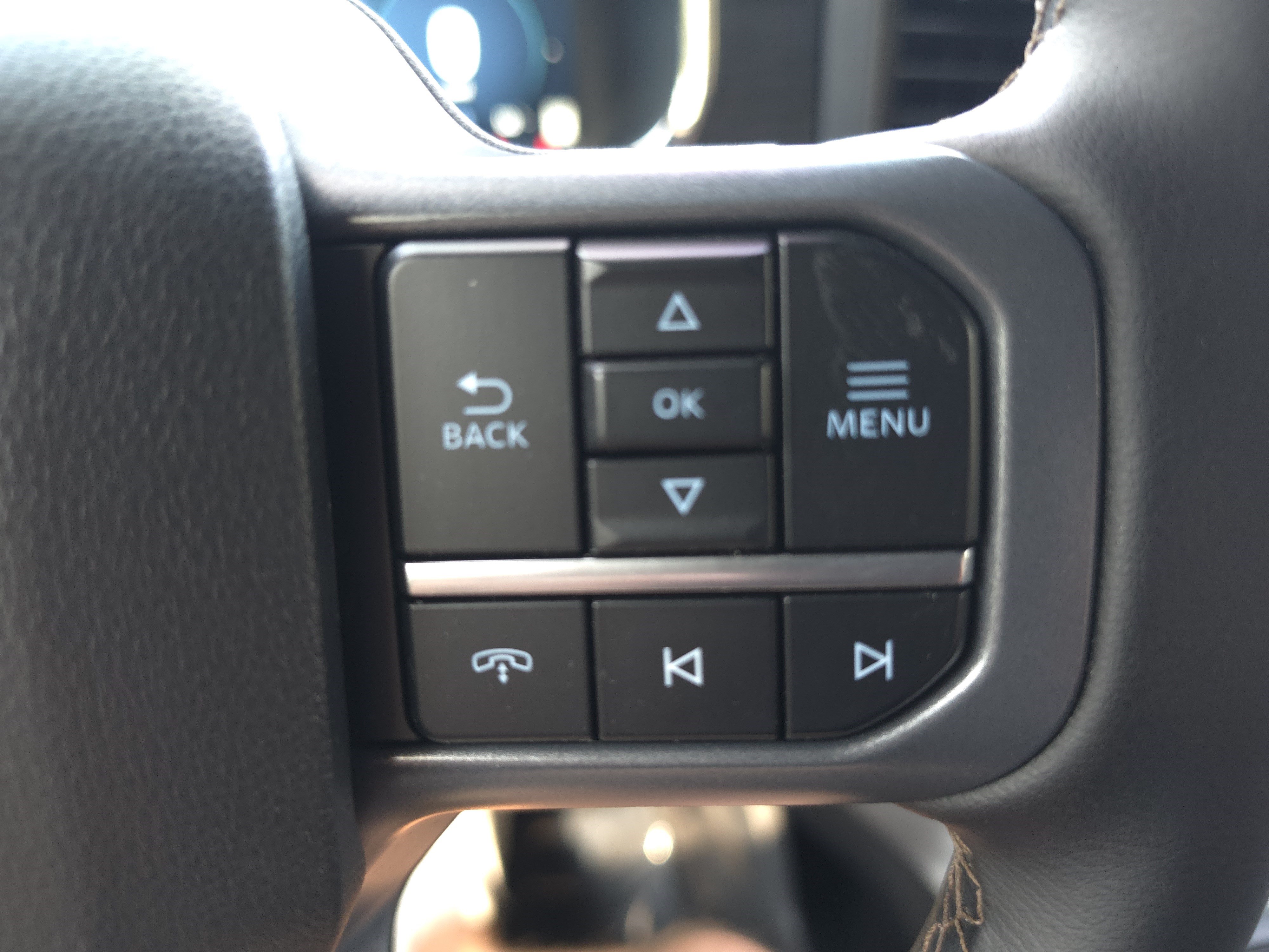 Used 2025 Ford F150 Lariat w/ Equipment Group 501A Mid AWD/4WD image 18