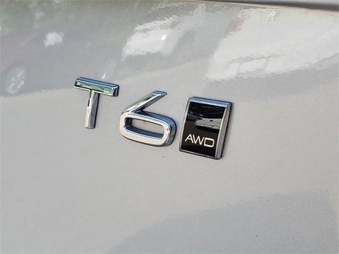 Used 2022 Volvo XC90 T6 Inscription w/ Advanced Package image 8