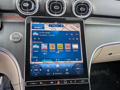 Certified 2025 Mercedes-Benz C 300 4MATIC Sedan image 20