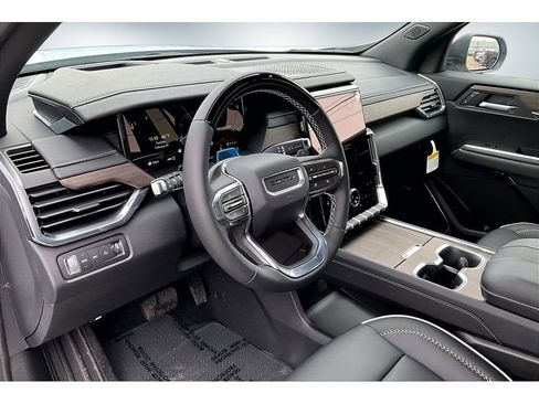 New 2026 GMC Acadia Denali w/ Super Cruise Package image 7